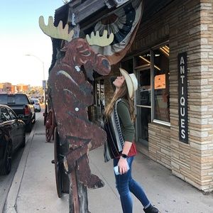 Meet your Posher, Melissa